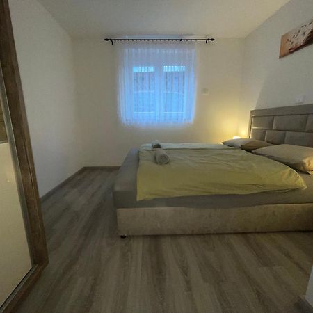 Apartma Dzana Zaga Ngoại thất bức ảnh