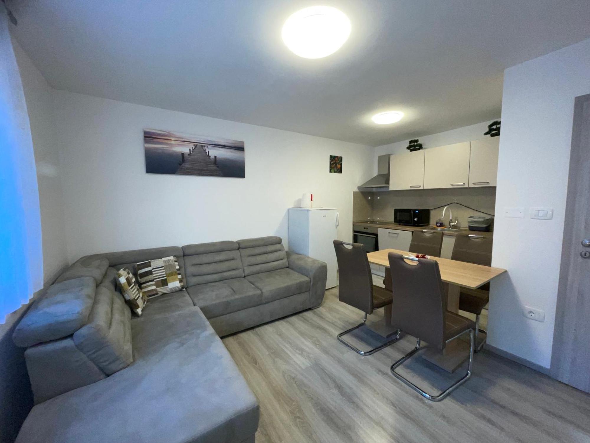 Apartma Dzana Zaga Ngoại thất bức ảnh