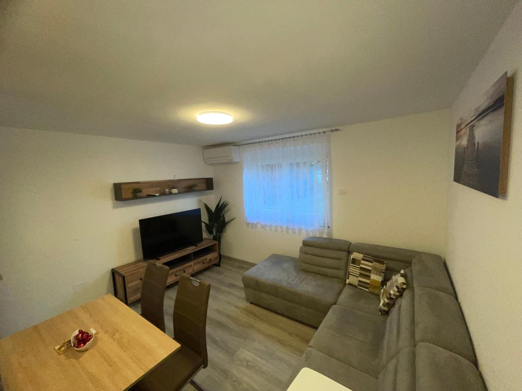 Apartma Dzana Zaga Ngoại thất bức ảnh