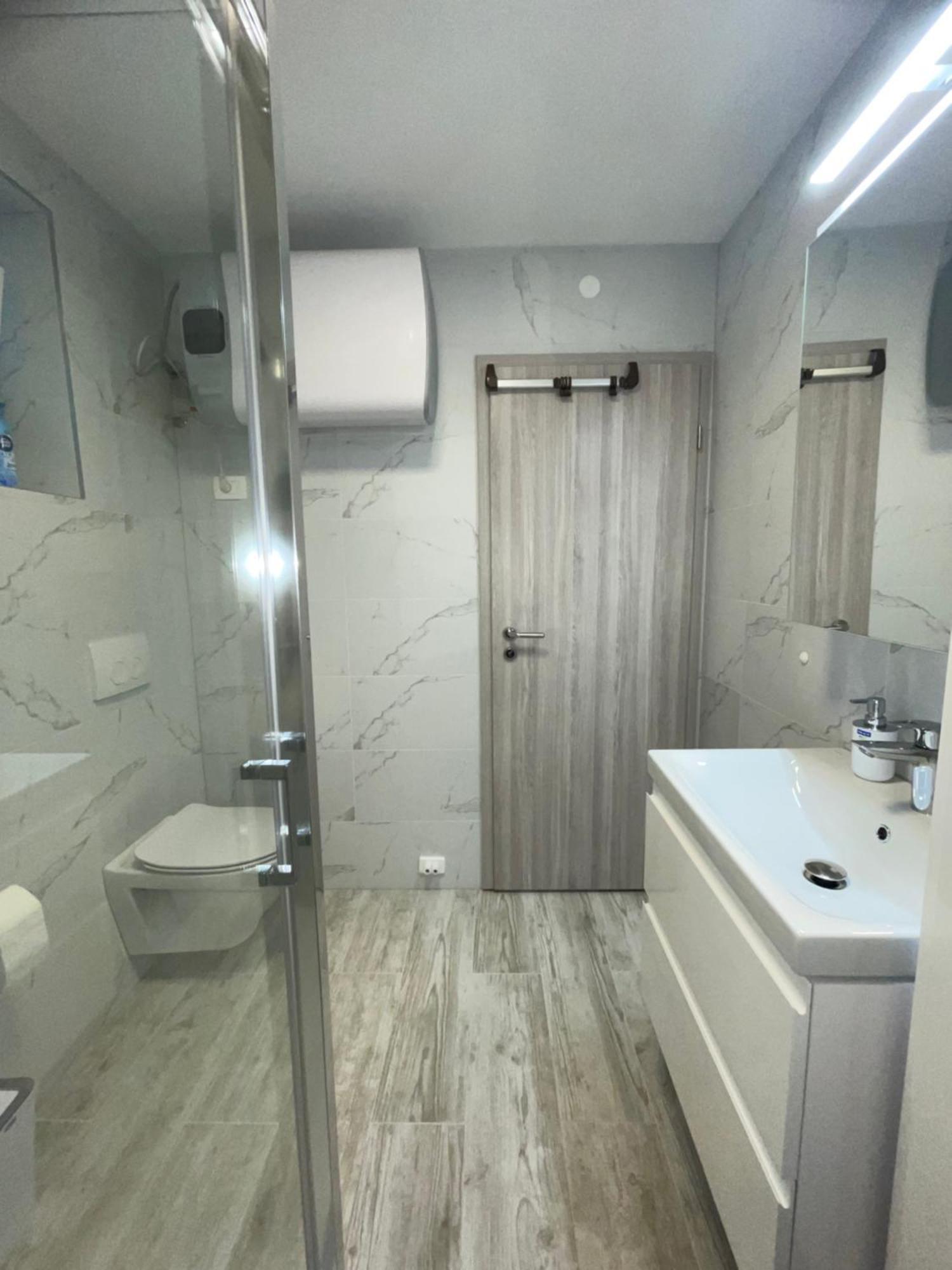 Apartma Dzana Zaga Ngoại thất bức ảnh