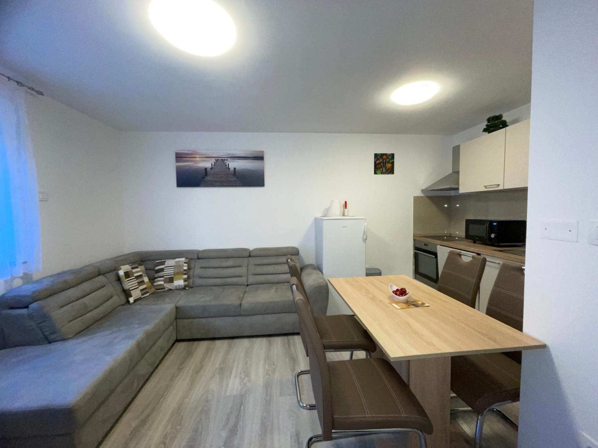 Apartma Dzana Zaga Ngoại thất bức ảnh